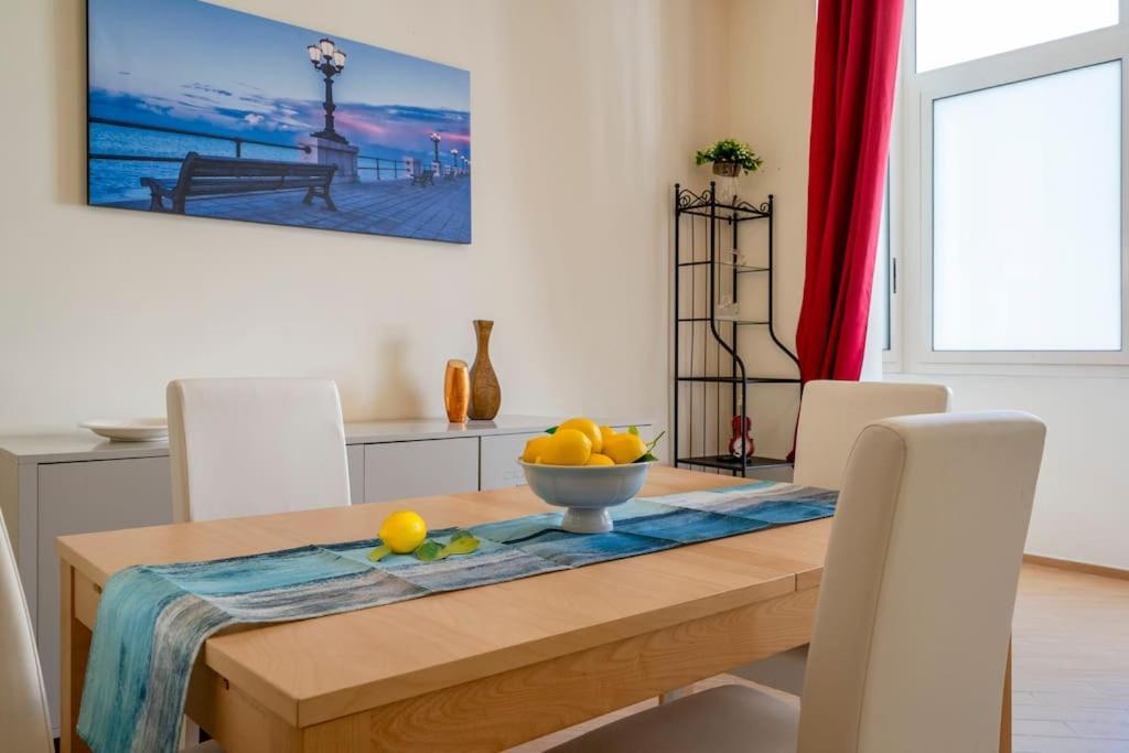 Carlotta - Italian Living Lägenhet Bari Exteriör bild